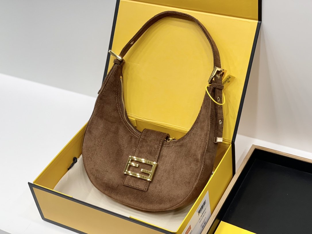 ESMEE - Top Quality Bag FND 760