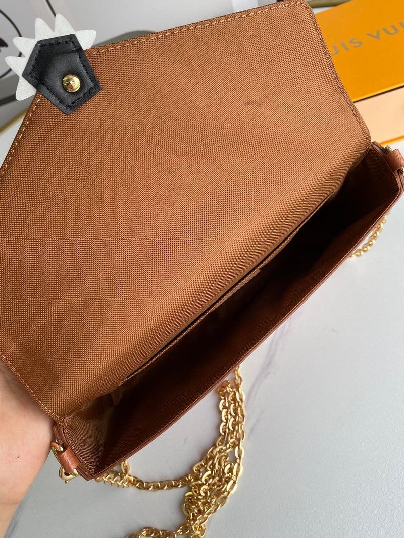 ESMEE - Top Quality Bags LUV 132