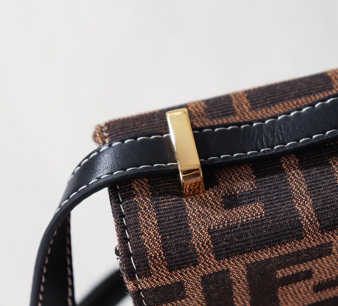 ESMEE - Top Quality Bag FND 718