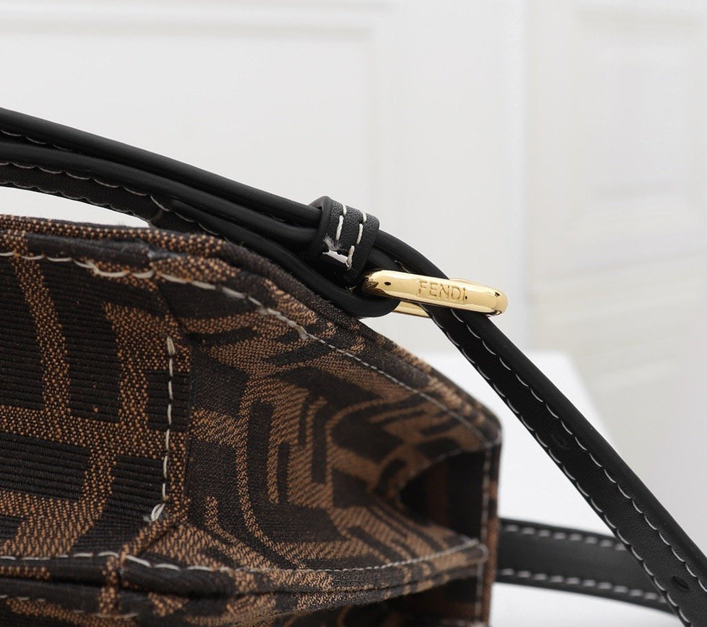 ESMEE - Top Quality Bag FND 684