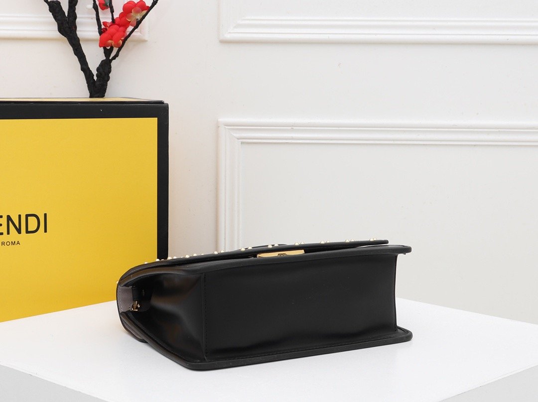 ESMEE - Top Quality Bag FND 715