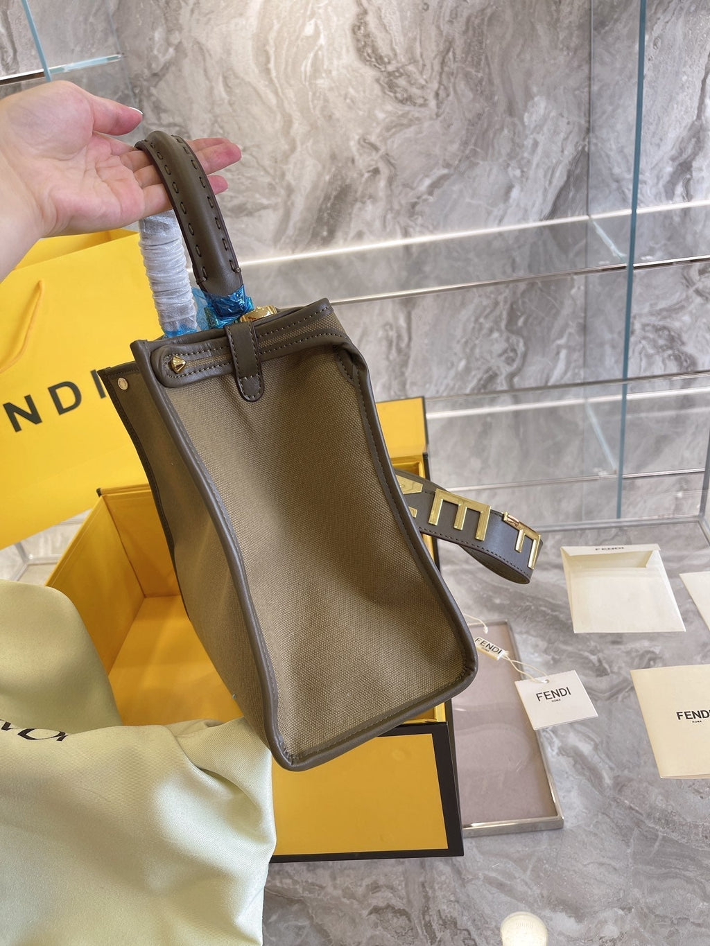 ESMEE - Top Quality Bag FND 610