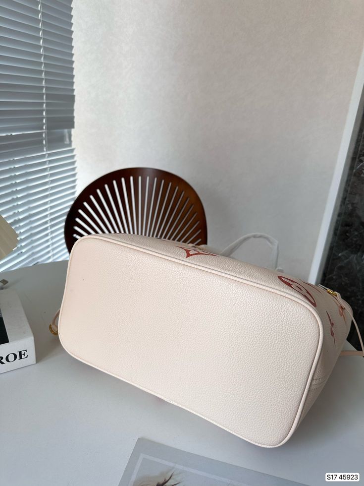 ESMEE - Top Quality Bags LUV 164