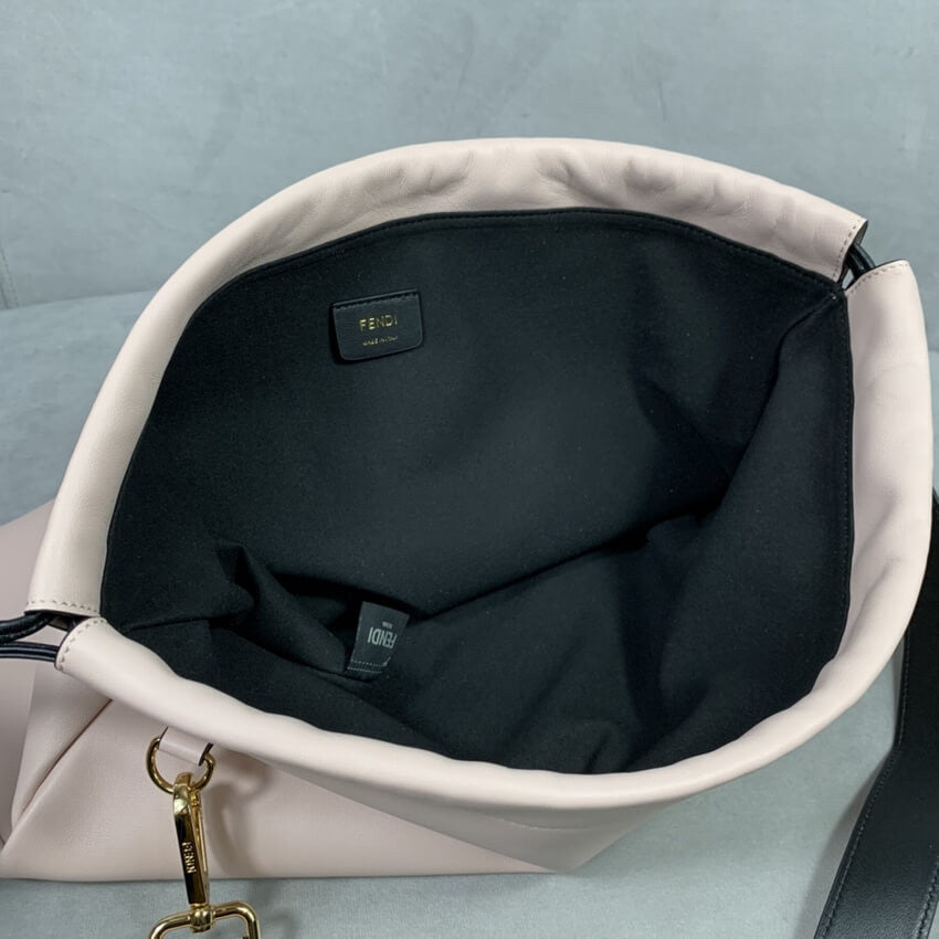 ESMEE Medium Pouch Pack - FND 790