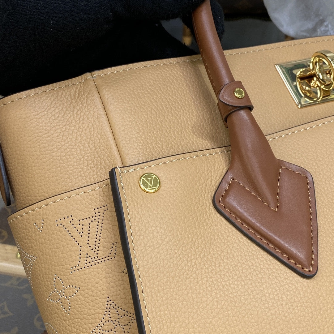 ESMEE OnMySide MM Shoulder Bag - LUV 407