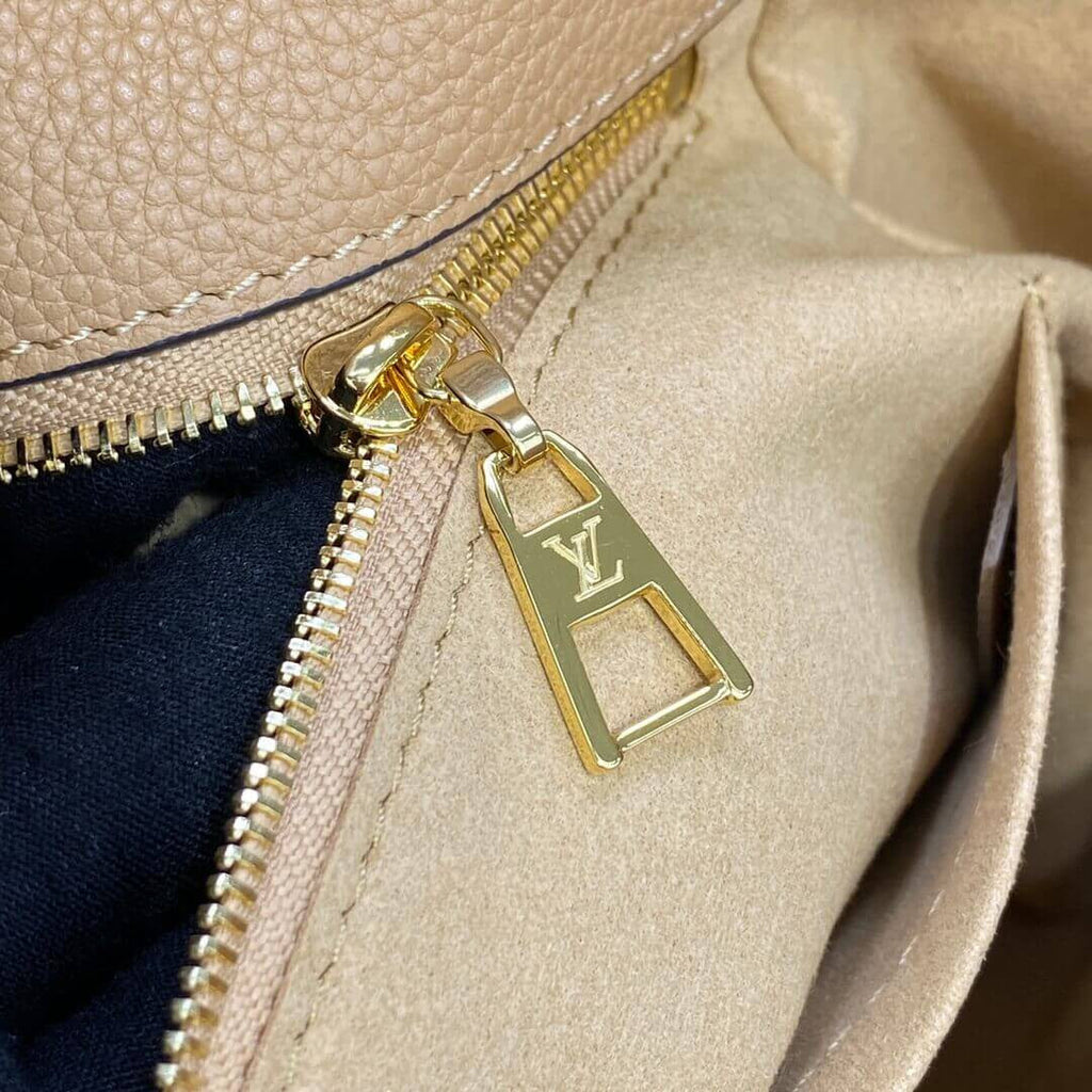 ESMEE OnMySide MM Shoulder Bag - LUV 412