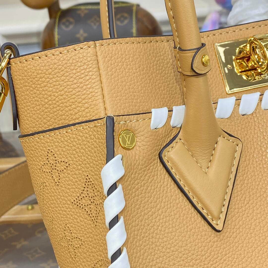 ESMEE OnMySide PM Shoulder Bag - LUV 409