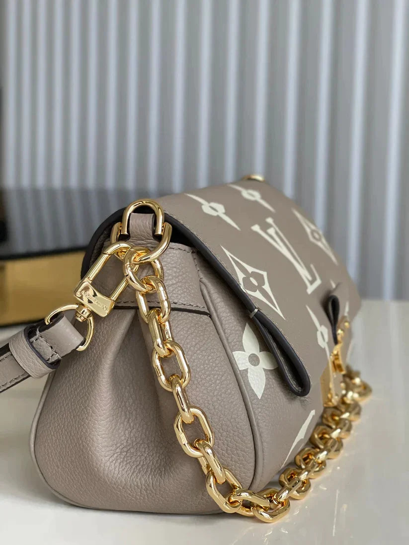 ESMEE  - Top Quality Bags LUV 228