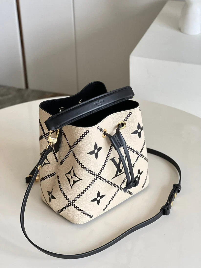 ESMEE - Top Quality Bags LUV 301